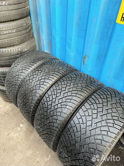 Nokian Tyres Hakkapeliitta R5 SUV 275/45 R20 110T