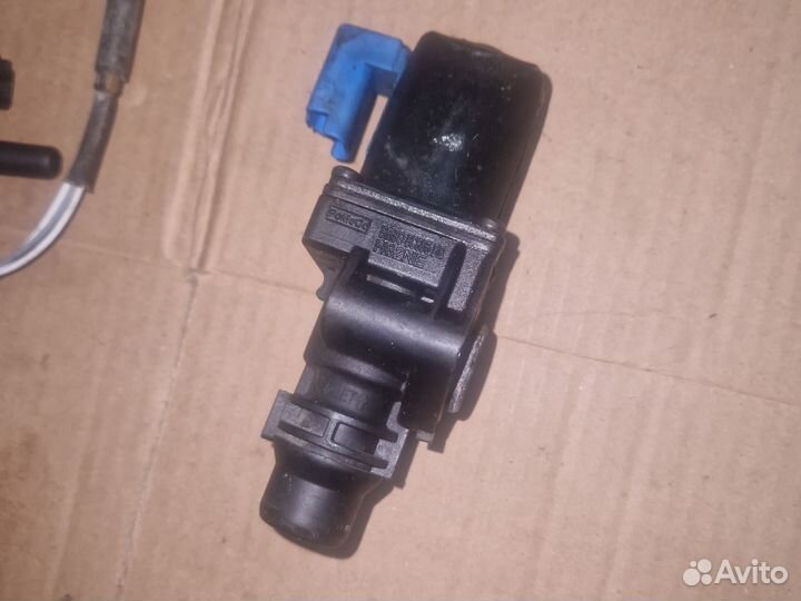 Датчик ford BM5G -8C605-DB H82NE fomoco