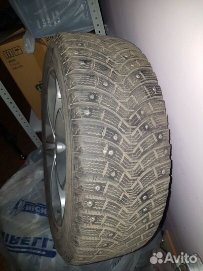 Michelin X-Ice 205/55 R16