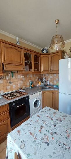 4-к. квартира, 78 м², 5/10 эт.