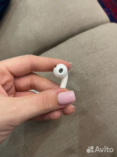 Airpods pro левый
