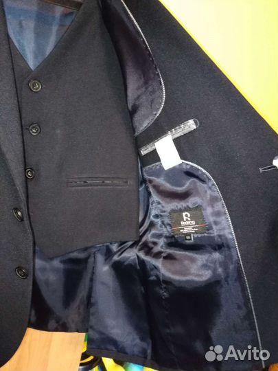 Пиджак с жилеткой школьные