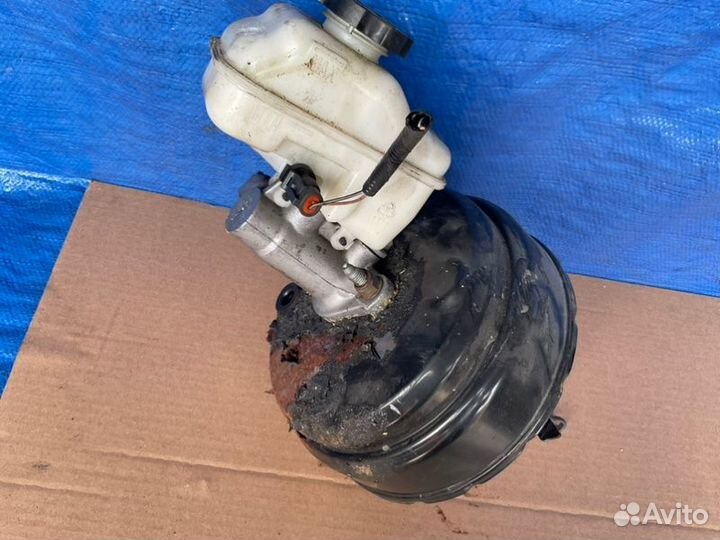 Главный тормозной цилиндр Cadillac Cts coupe LLT