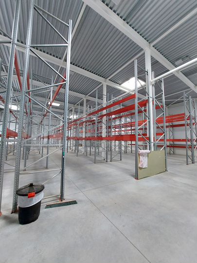 Склад, 700 м²