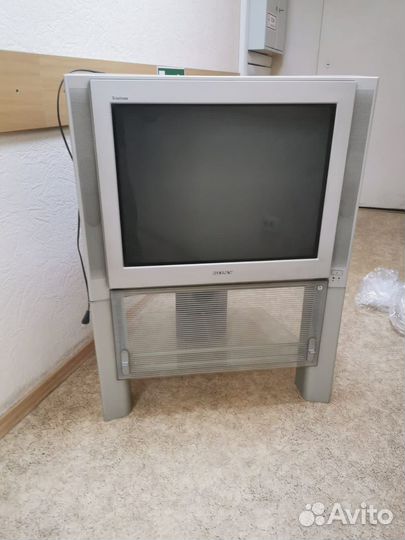 Телевизор с тумбой