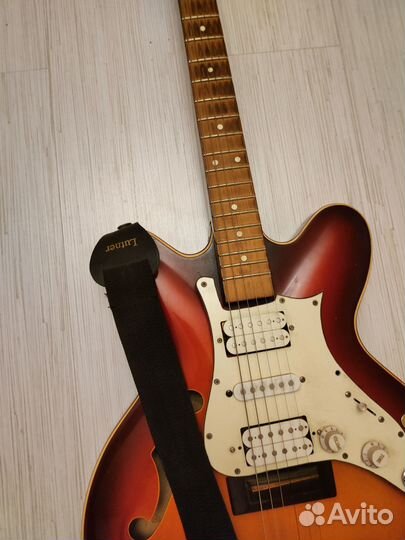 Электрогитара