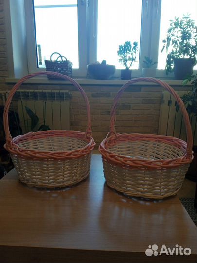Корзинка плетёная