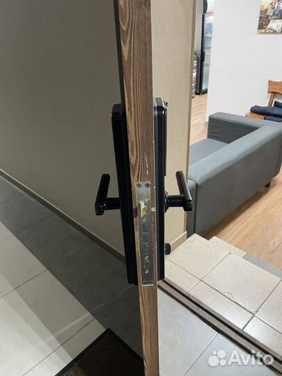 Замена замков, ремонт и установка умных замков