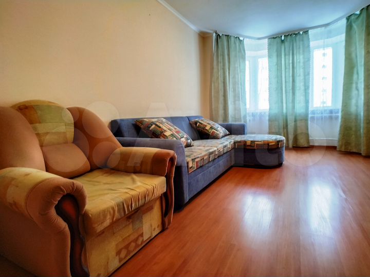 3-к. квартира, 77 м², 2/10 эт.