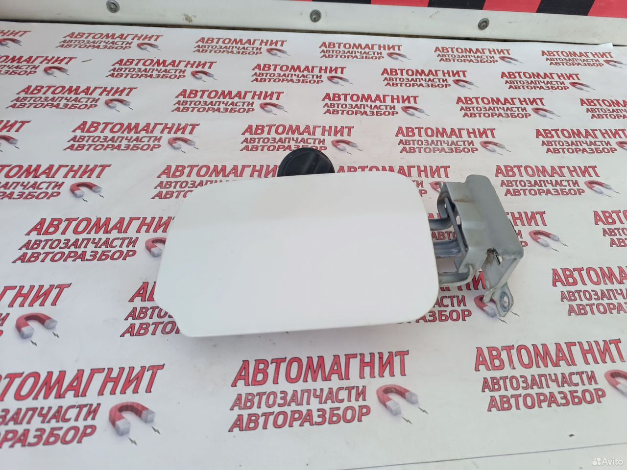 Лючок бензобака Renault Duster 2 2019-н.в