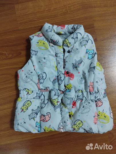 Жилетка безрукавка