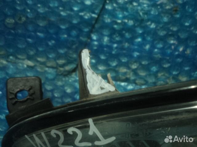 Фара противотуманная правая Mercedes W221