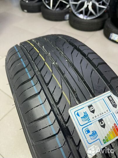 Arivo Premio ARZ1 215/65 R17 99T