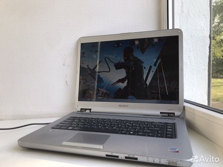 Офисный ноутбук Sony vaio