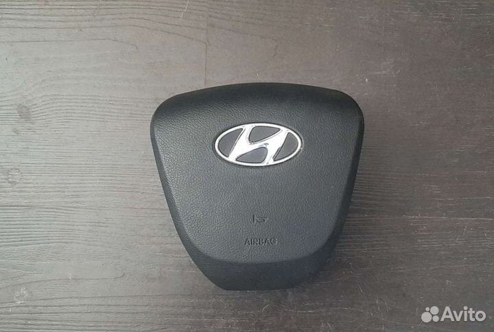 Hyundai Solaris подушка в руль airbag