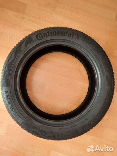 Continental UltraContact UC6 225/55 R19