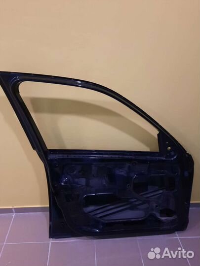 Передняя левая дверь Bmw x3 e83