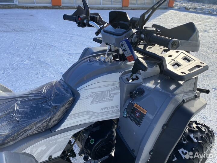 Квадроцикл 200 с лебедкой и подогревом рук