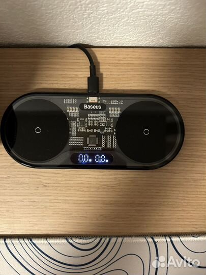 Безпроводная зарядка от Baseus BS-W528