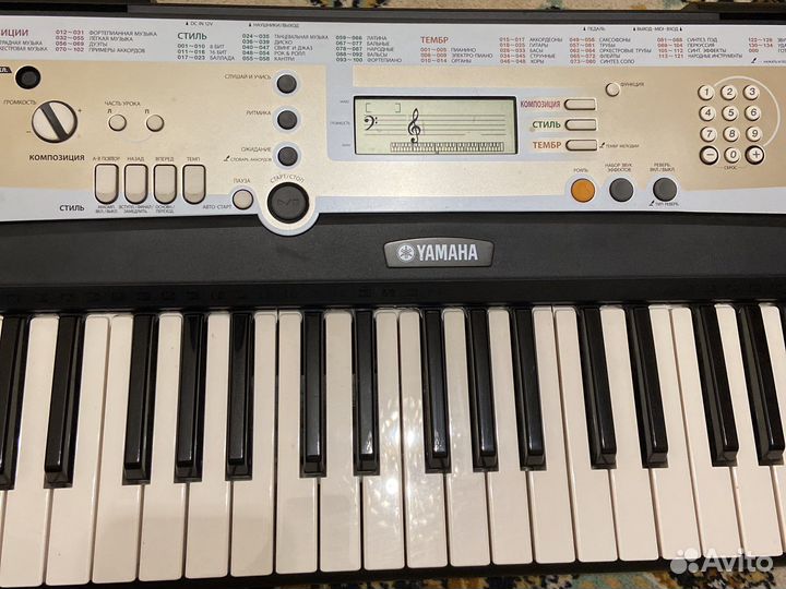 Синтезатор yamaha psr R200