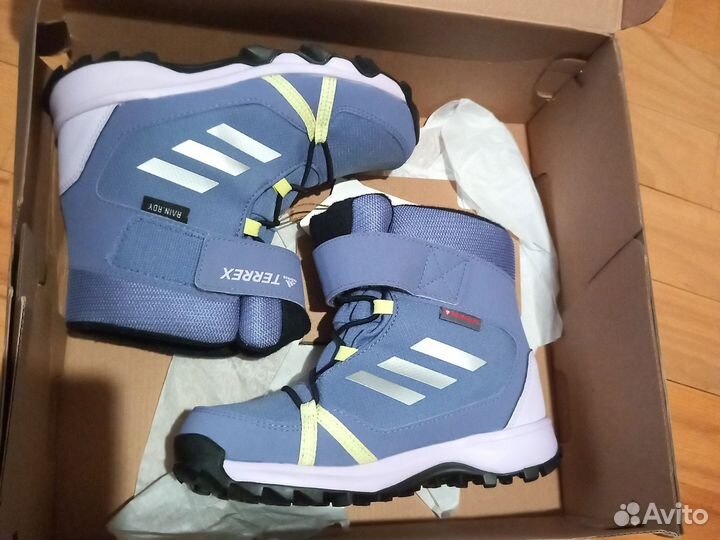 Ботинки Adidas утепленные р 30.5