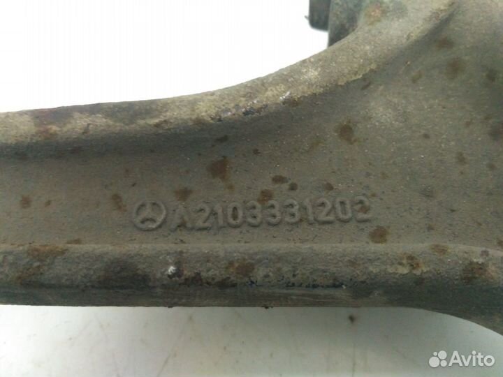 Рычаг передний левый нижний Mercedes W210