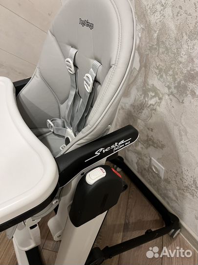 Стульчик для кормления Peg Perego Siesta follow me