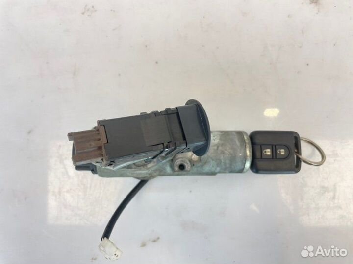 Замок зажигания (комплект замков) Nissan Qashqai