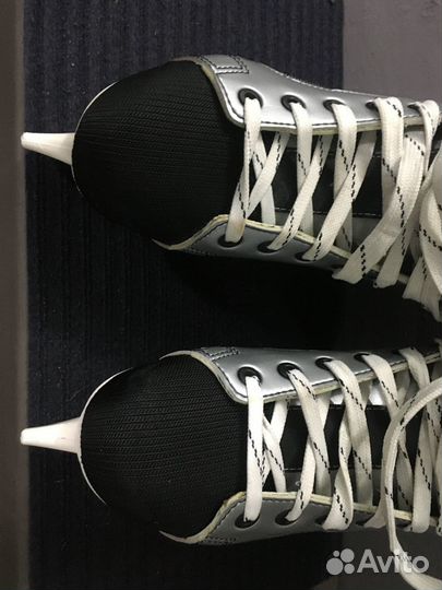 Коньки хоккейные Botas Pulsar 112. 29,5см Чехия