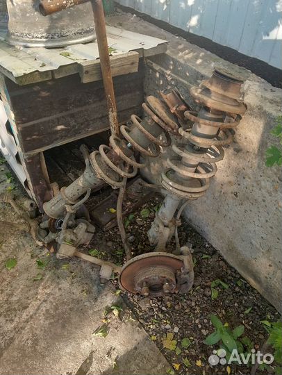 Передний стойки в сборе на ваз