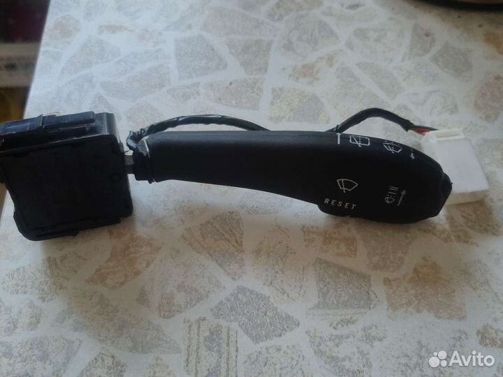 Переключатель стеклоочистителя для ваз-1118,2170