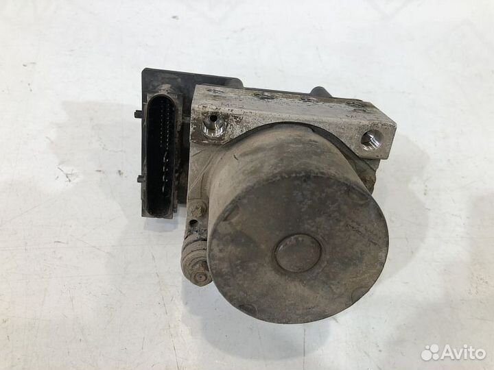 Блок ABS (насос) Nissan Primera P12 (2001-2008)