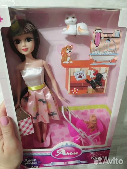 Кукла Эбби с питомцем