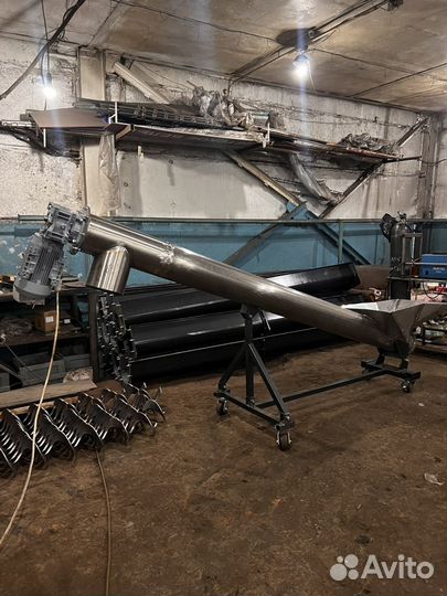 Шнековый транспортер передвижной