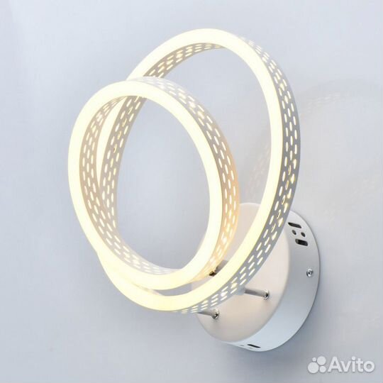 Бра настенный De Markt хай-тек 1 лампа Китай