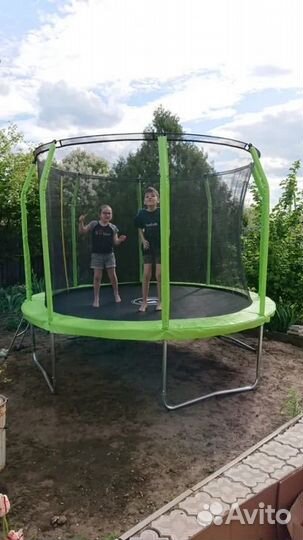 Батут с сеткой