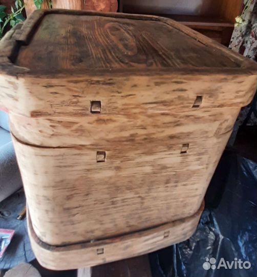 Старинный деревянный короб/ларь (начало 20 века)