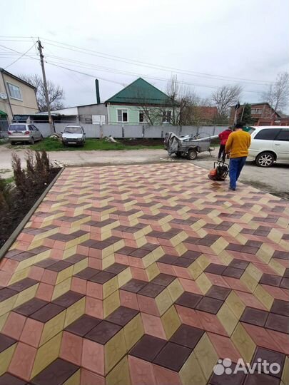 Укладка тротуарной плитки
