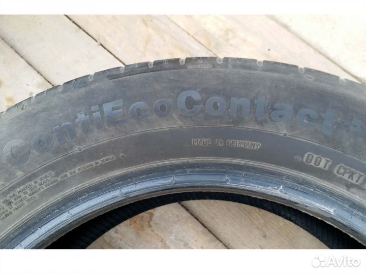 Continental ContiEcoContact 5 215/60 R17 96H
