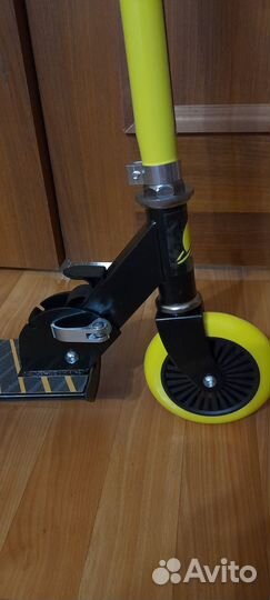 Самокат 2х колесный новый от 3 лет до 50кг