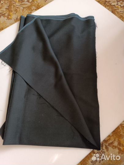 Отрез черной шерсти СССР в диагональ