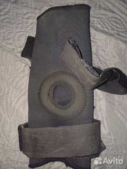 Ортез на коленный сустав