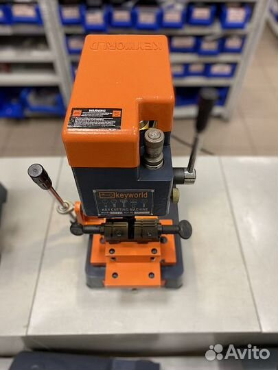 Станок для изготовления ключей Keyworld Q39