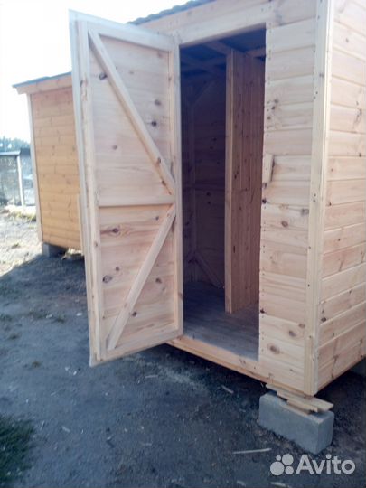 Дачный душ с раздевалкой