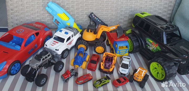 Детские машинки игрушки пакетом