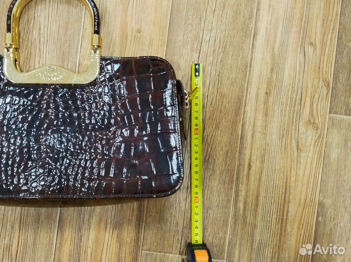 Женская кожаная сумка