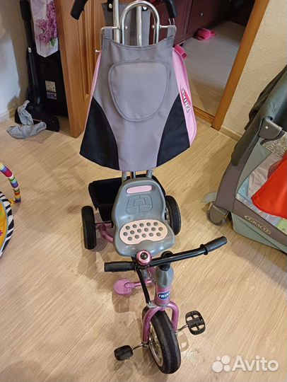 Детский трёхколёсный велосипед с ручкой trike