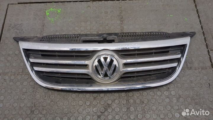 Решетка радиатора Volkswagen Tiguan, 2008
