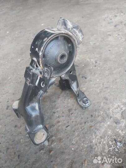 Подушка двигателя задняя Toyota Corona AT 190