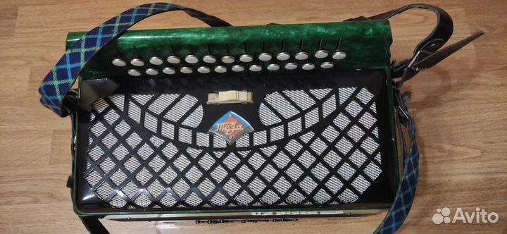 Гармонь Чайка 2